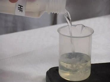 реакция: Плавиковая кислота Плавиковая кислота (фтороводородная кислота — 1