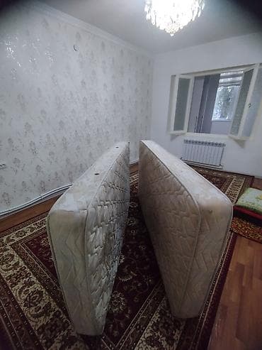 born puh: Два пружинных матраса LIVART (Корея), размер каждого — ?20 см — 5