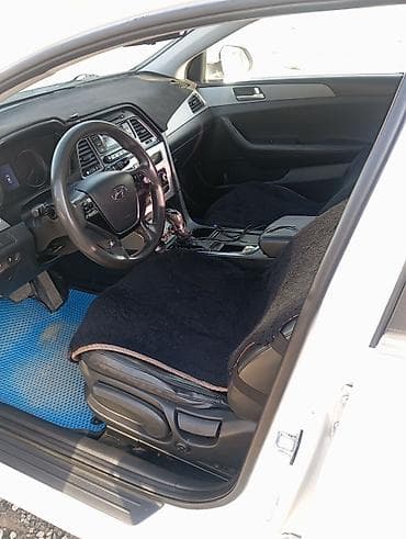 Автозапчасти: Hyundai Sonata – интерьер и оснащение - Просторный салон с — 4