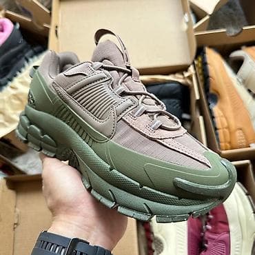 Кроссовки Nike Zoom Vomero 5 Roam “Mink Brown/Medium Olive” - Цвет
