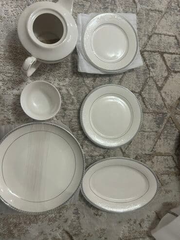 күзгү ош: Изящный набор посуды из пяти предметов, выполненный в светлом оттенке — 1