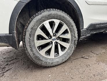 ступица: Литые Диски R 17 Subaru, Комплект, отверстий - 5, Б/у — 5