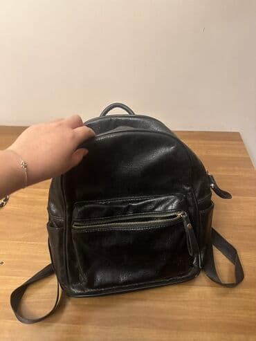 сумка органайзер для документов: Городской рюкзак из чёрной эко‑кожи. - Универсальный дизайн — 1