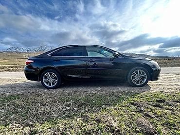 Toyota Camry: 2016 г., 2.5 л, Автомат, Бензин, Седан — 2