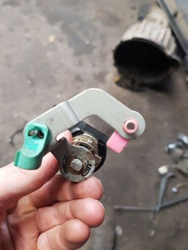 охотничий магазин ош: Замок багажника Nissan Б/у, Оригинал — 2