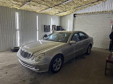 Mercedes-Benz E-Class: 2004 г., 2.6 л, Типтроник, Бензин, Седан