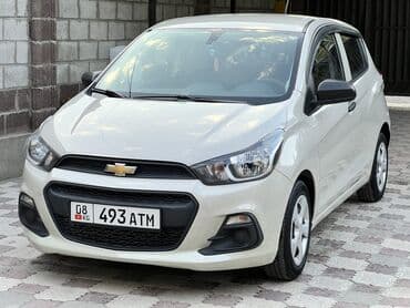 самые дешёвые авто: Chevrolet Spark: 2015 г., 1 л, Вариатор, Бензин, Хэтчбэк — 2