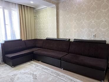 Продается угловой диван. Размер 3,5 × 1,5 м. Раскладной, удобный, в