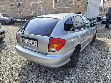 Kia: Kia Rio: 2004 г., 1.5 л, Механика, Бензин, Универсал — 3