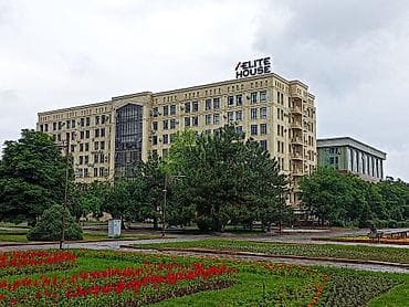 максимум плюс: Аренда офисов, 10 м², В бизнес центре, С системой безопасности — 7