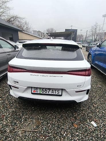 Транспорт: BYD E2: 2022 г., Электромобиль, Хэтчбэк — 6