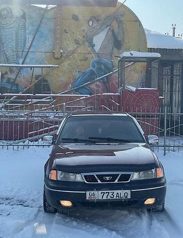 Унаа: Daewoo Nexia: 2001 г., 1.6 л, Кол менен иштөөчү, Бензин, Седан — 3