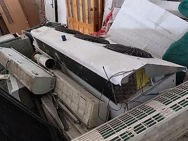 Холодильное оборудование: Холодильный агрегат и стеклянные витринные/холодильные двери (комплект — 2