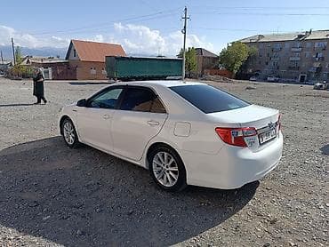 lexsus 300: Toyota Camry: 2013 г., 2.5 л, Автомат, Гибрид, Седан — 7