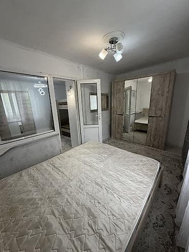 гостиница по сутки: 4 комнаты, 101 м², Сталинка, 2 этаж, Косметический ремонт — 8