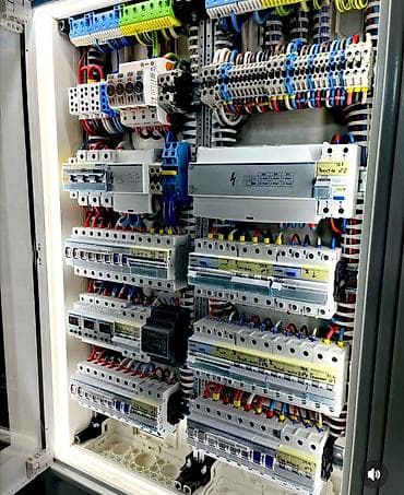 монтаж слаботочных систем: Профессиональный электромонтаж “под ключ” Что выполняется: - — 1