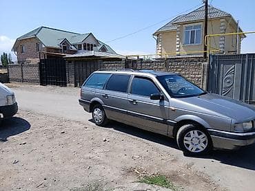 vaz 2109: Volkswagen Passat Variant: 1989 г., 1.8 л, Механика, Бензин, Универсал — 1