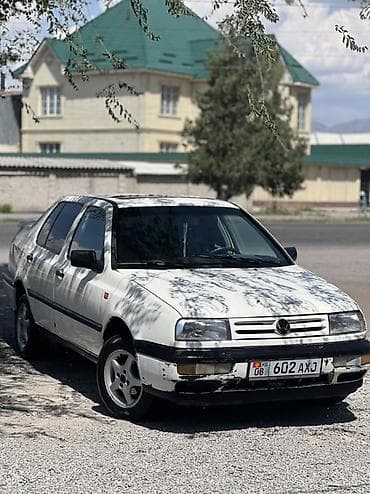 sprinter 315: Volkswagen Vento: 1993 г., 1.8 л, Механика, Бензин, Седан — 2