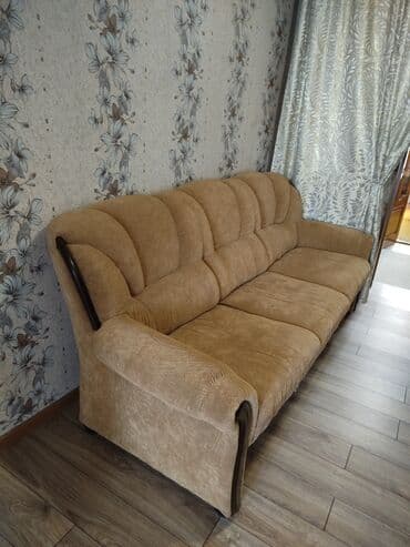 Продам б/у диван