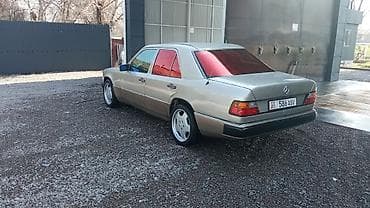 бмв 320i: Mercedes-Benz W124: 1991 г., 2 л, Автомат, Бензин, Седан — 9