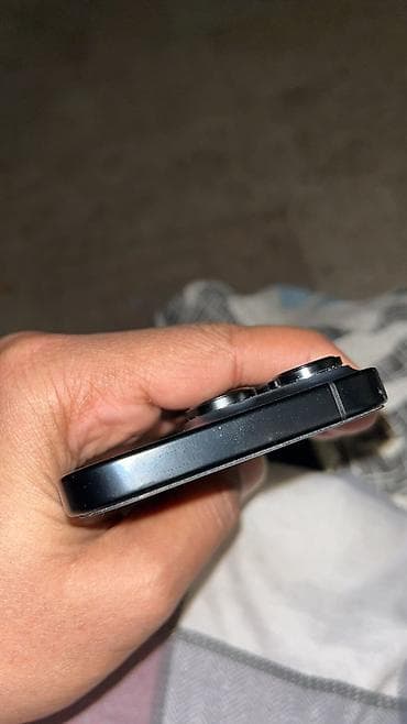 Apple iPhone: IPhone 16 Pro, Черный — 3