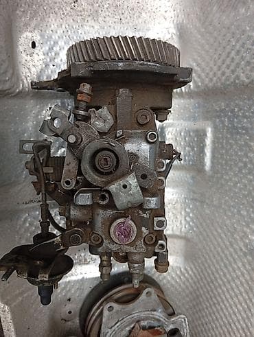 молоковоз машина: Топливная аппаратура Mitsubishi 1996 г., Б/у, Оригинал, Германия — 2