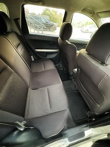 corolla 2016: Toyota Ist: 2004 г., 1.5 л, Автомат, Бензин, Хэтчбэк — 10