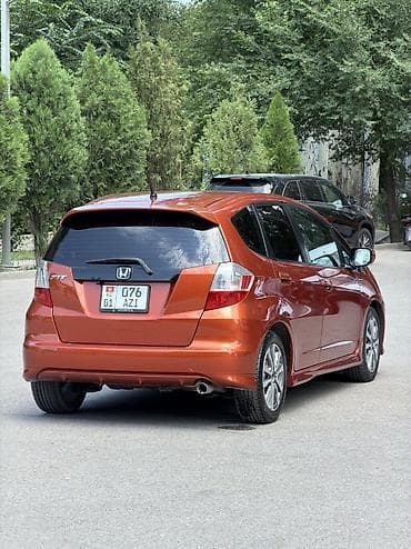 ролик на фит: Honda Fit: 2012 г., 1.5 л, Вариатор, Бензин, Хэтчбэк — 7