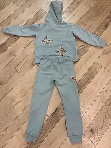 Комплект, цвет - Голубой, Б/у at lalafo.kg Комплект, цвет - Голубой, Б/у