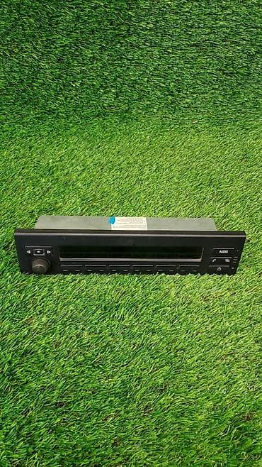 Магнитола штатная Номер производителя: 6588 Медиацентр Дисплей at lalafo.kg Магнитола штатная Номер производителя: 6588 Медиацентр Дисплей