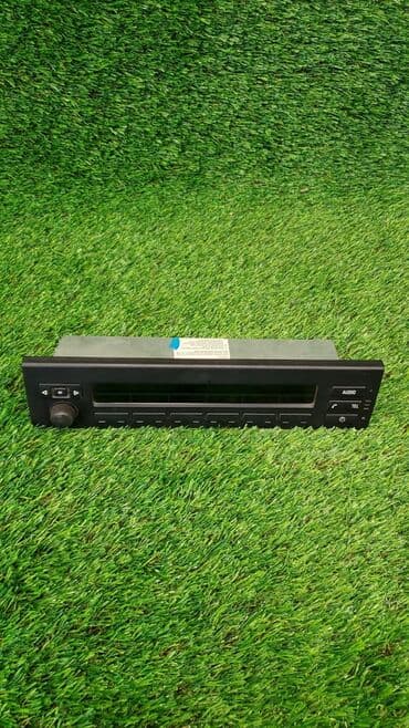 e39: Магнитола штатная Номер производителя: 6588 Медиацентр Дисплей — 1