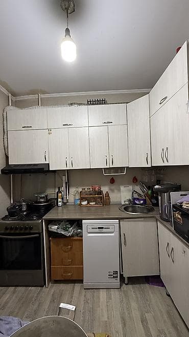 спальные гарнитуры бишкек: Спальный гарнитур, Б/у, Двуспальная кровать, Шкаф, ДСП, цвет - Коричневый — 7