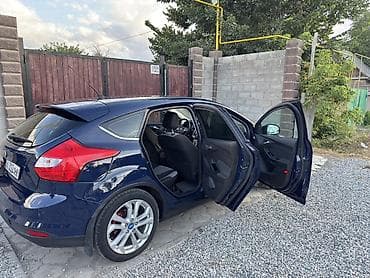 Ford Focus: 2013 г., 1.6 л, Бензин, Хетчбек — 4