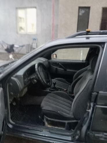 forester 2004: Volkswagen Passat: 1990 г., 2 л, Механика, Бензин, Универсал — 9