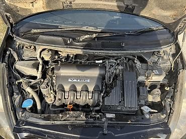 fit osh: Honda Fit: 2003 г., 1.5 л, Вариатор, Бензин, Хэтчбэк — 6