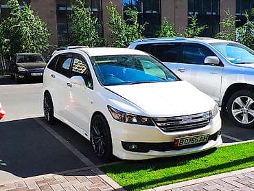 Honda Stream: 2006 г., 2 л, Вариатор, Бензин, Вэн/Минивэн