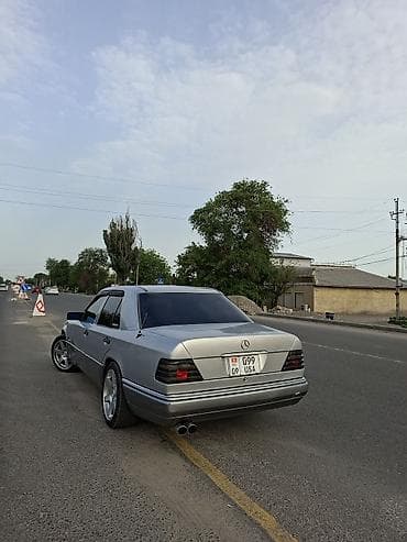 Продажа авто: Mercedes-Benz W124: 1994 г., 3.2 л, Автомат, Газ, Седан — 3