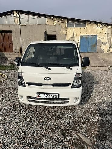 e60 m5: Легкий грузовик, Kia, Стандарт, 2 т, Б/у — 3