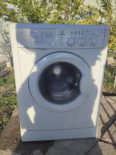 a 3: Стиральная машина Indesit (фронтальная загрузка), серия WISL/WSL — 1