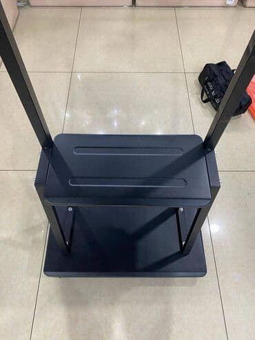 телевизор и тумбочка: Стойка для телевизора — 3