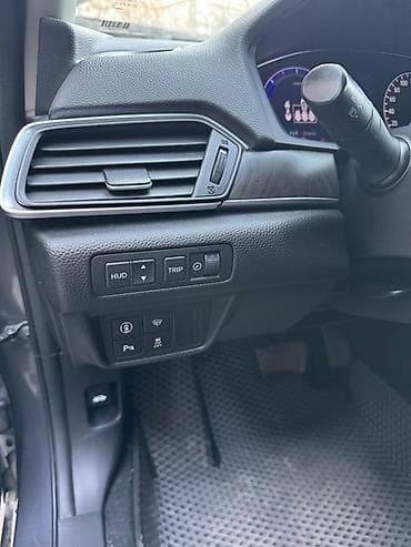 аккорд гибрид: Honda Accord: 2020 г., Гибрид, Седан — 8