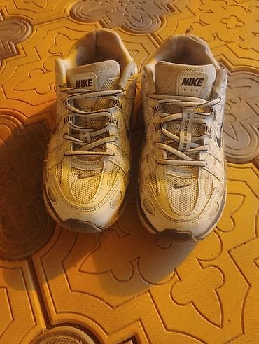 очки рейбон: Мужские кроссовки, 38, Nike, Б/у, цвет - Белый, Самовывоз — 4