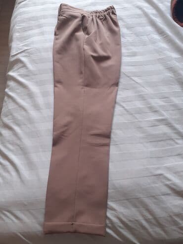 практически новое: Костюм тройка в идеальном состоянии 44 размера. Надевала только один — 5