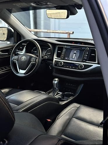 Транспорт: Toyota Highlander: 2019 г., 3.5 л, Автомат, Бензин, Кроссовер — 10