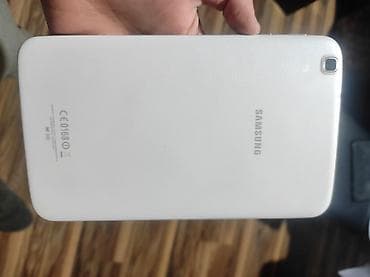 macbook air i7: Samsung A10e, Б/у, 16 ГБ, цвет - Белый, 2 SIM — 1