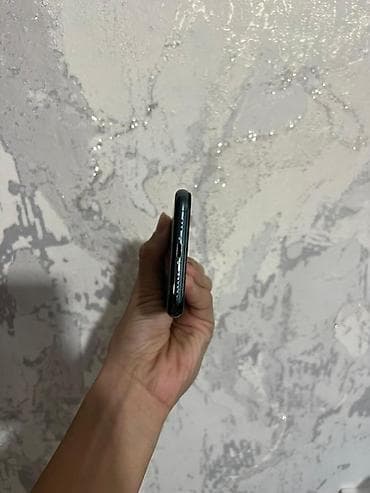 Poco: IPhone 11 Pro, Б/у, 256 ГБ, Matte Midnight Green, Зарядное устройство, Защитное стекло, Чехол, 98 % — 6