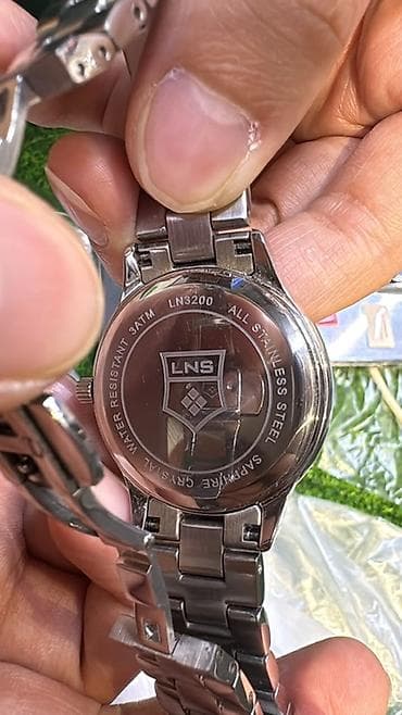 sapphire: Женские наручные часы LNS LNS3200 - Корпус и браслет: нержавеющая — 4