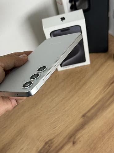 microsoft surface: Samsung Galaxy S24+, Б/у, 512 ГБ, цвет - Серебристый, 1 SIM, eSIM — 6