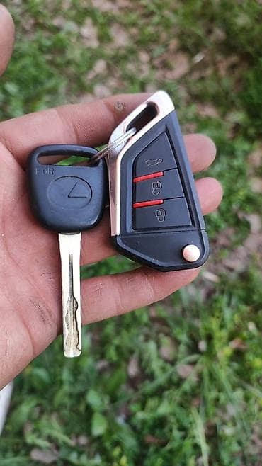 авто краска: Mitsubishi Diamante: 1995 г., 2.5 л, Автомат, Бензин, Седан — 5