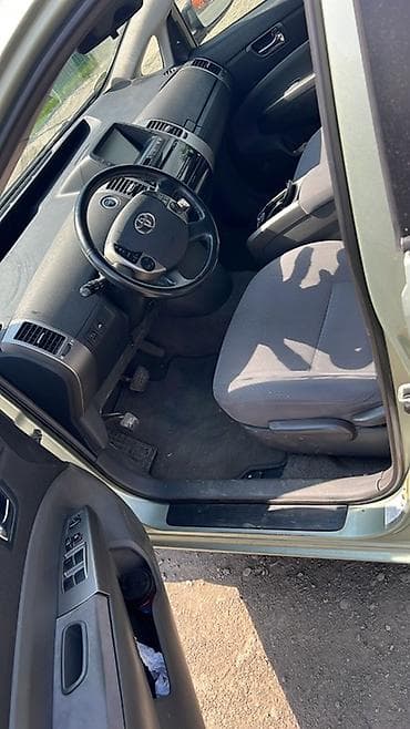 хонда степ эреф 1: Toyota Prius: 2006 г., 1.5 л, Вариатор, Гибрид, Хетчбек — 2